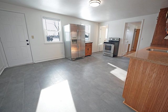 1141 GUNS ROAD, Green Bay, WI 54311