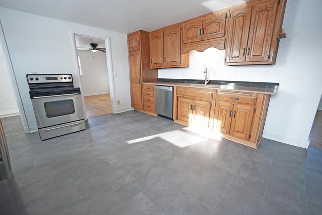 1141 GUNS ROAD, Green Bay, WI 54311