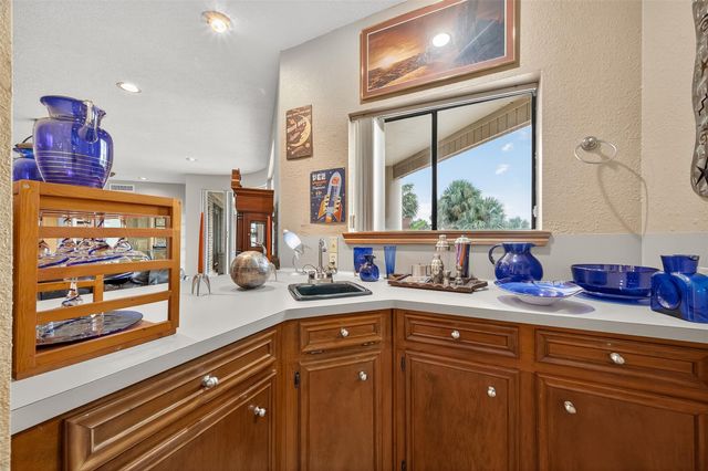 1623 Lake Arbor Drive, El Lago, TX 77586