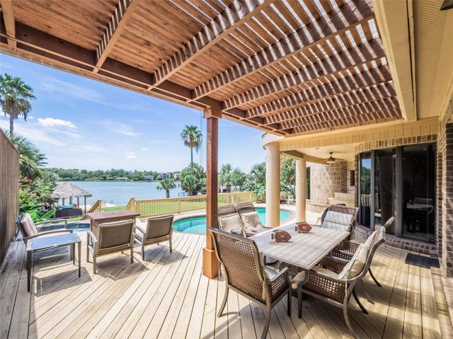1623 Lake Arbor Drive, El Lago, TX 77586
