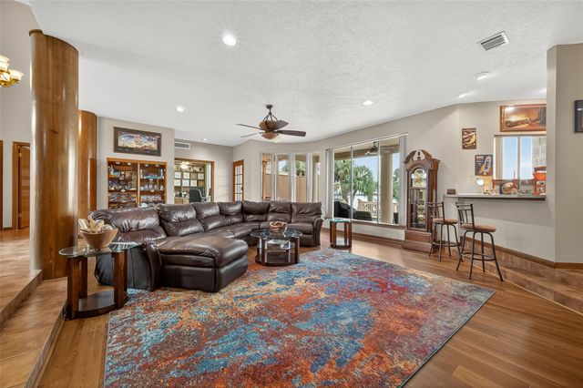 1623 Lake Arbor Drive, El Lago, TX 77586