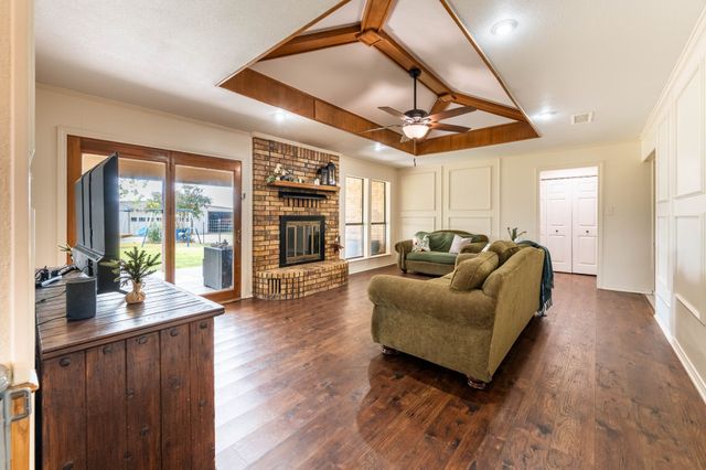 815 W Cook Street, Josephine, TX 75173