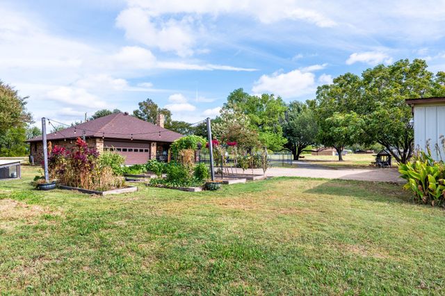 815 W Cook Street, Josephine, TX 75173