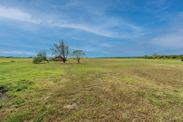 815 W Cook Street, Josephine, TX 75173