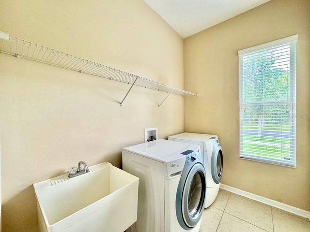 3989 WINDCREST DRIVE, Wesley Chapel, FL 33544