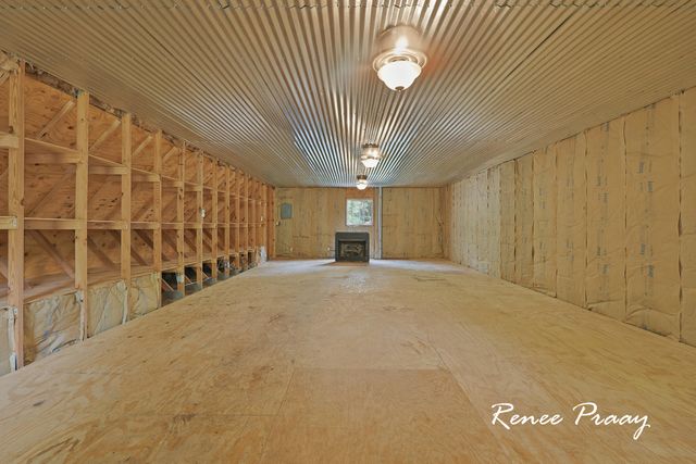 2956 Debaker Road, Muskegon, MI 49444