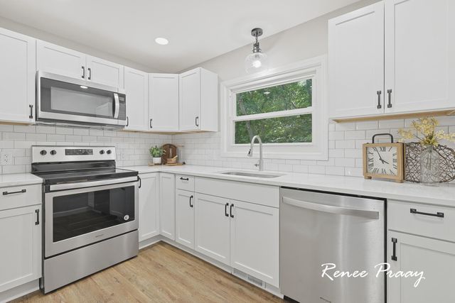 2956 Debaker Road, Muskegon, MI 49444