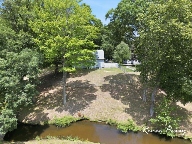 2956 Debaker Road, Muskegon, MI 49444