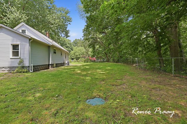 2956 Debaker Road, Muskegon, MI 49444