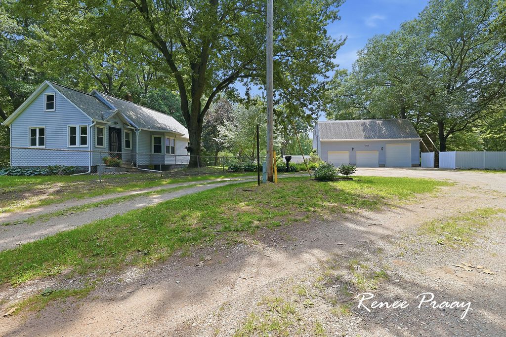 2956 Debaker Road, Muskegon, MI 49444