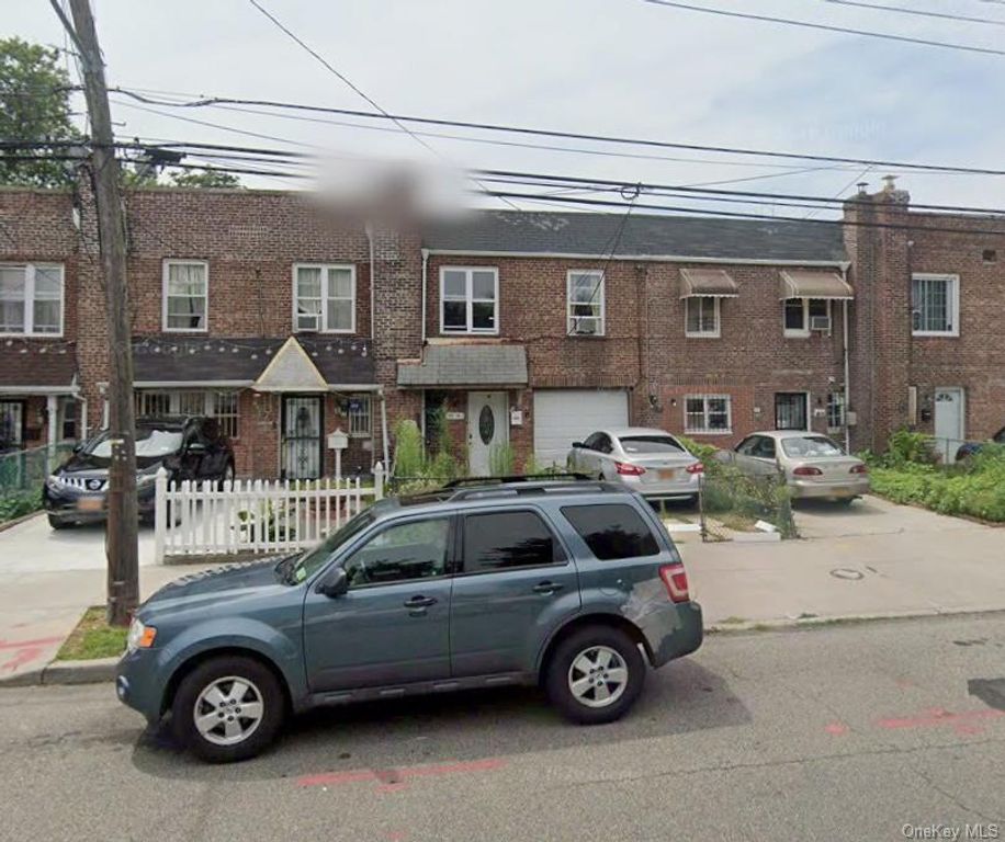 10210 189th Street, Hollis, NY 11423