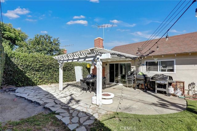 15391 Rushmoor Lane, Huntington Beach, CA 92647