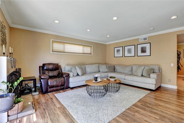 15391 Rushmoor Lane, Huntington Beach, CA 92647