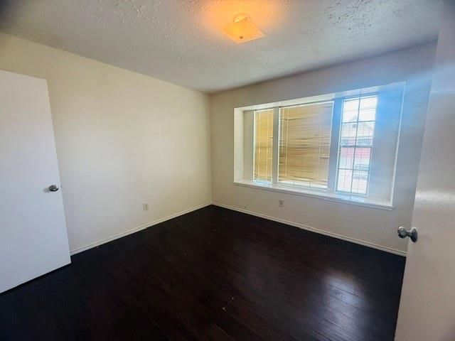 1931 Wildwood Ridge Drive, Missouri City, TX 77489