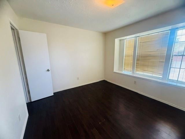 1931 Wildwood Ridge Drive, Missouri City, TX 77489