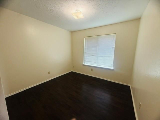1931 Wildwood Ridge Drive, Missouri City, TX 77489