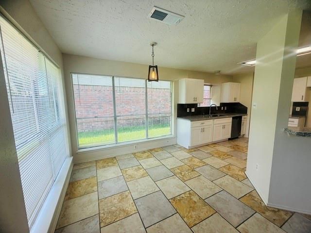 1931 Wildwood Ridge Drive, Missouri City, TX 77489