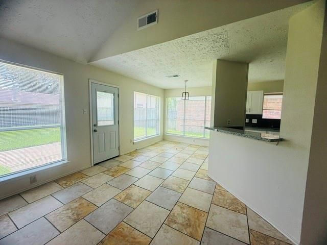 1931 Wildwood Ridge Drive, Missouri City, TX 77489