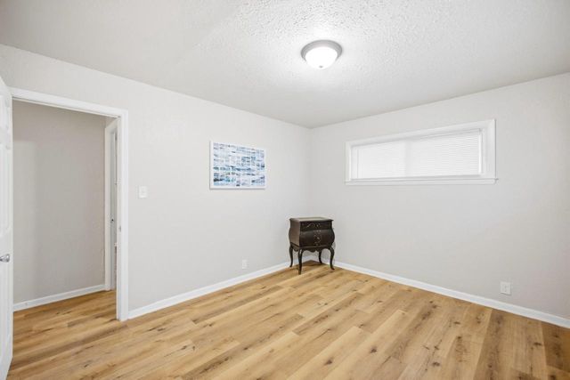 10325 W Silver Spring DRIVE, Milwaukee, WI 53223