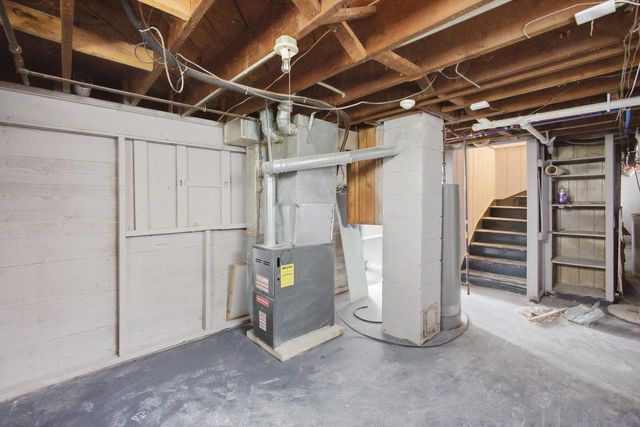 10325 W Silver Spring DRIVE, Milwaukee, WI 53223