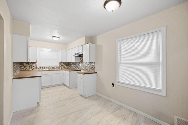 10325 W Silver Spring DRIVE, Milwaukee, WI 53223