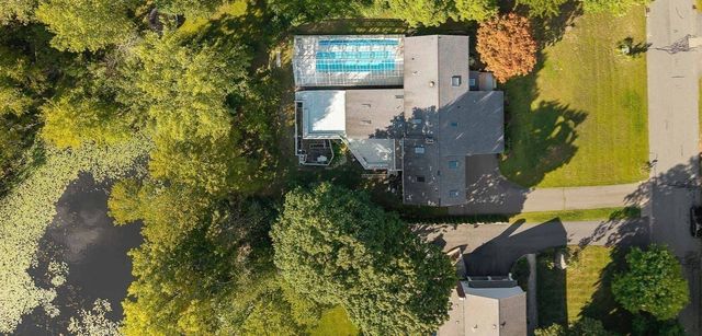 10 Pond View Ln, Ashland, MA 01721
