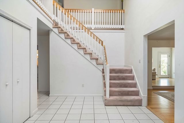 10 Pond View Ln, Ashland, MA 01721