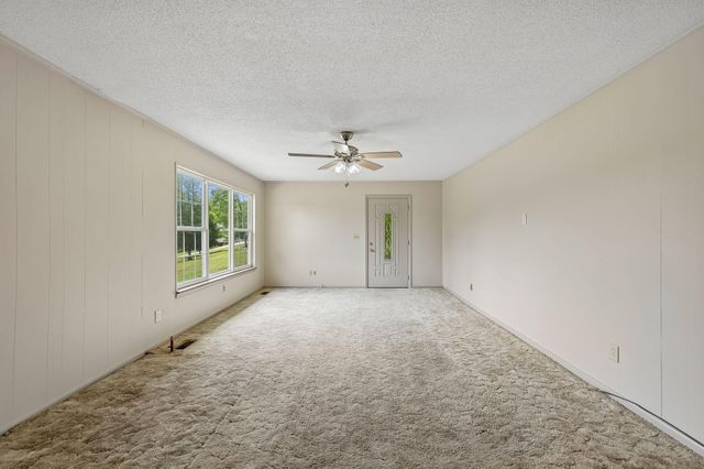 1484 Blythe Ferry Road B, Dayton, TN 37321