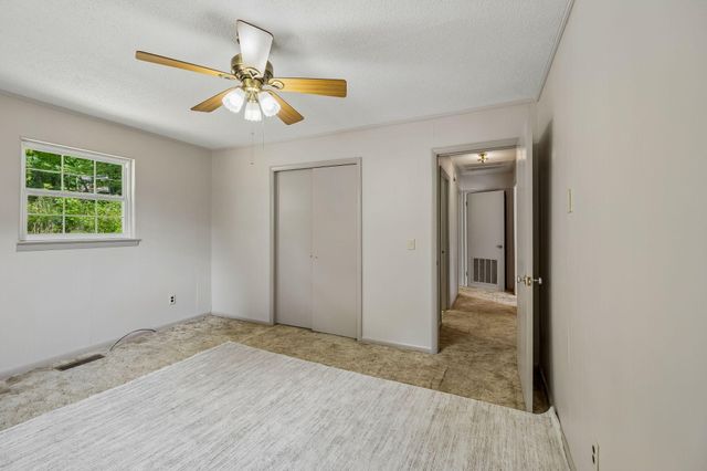 1484 Blythe Ferry Road B, Dayton, TN 37321