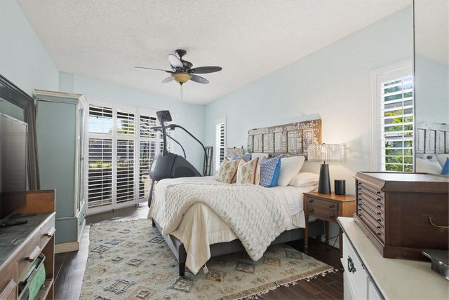 2016 SWAN LANE, Palm Harbor, FL 34683