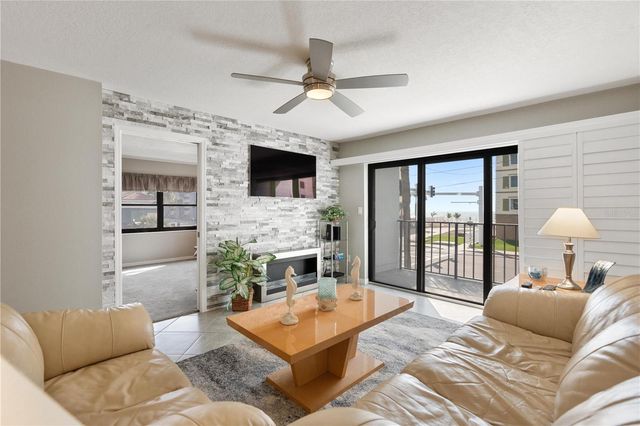 14001 GULF BOULEVARD 201, Madeira Beach, FL 33708