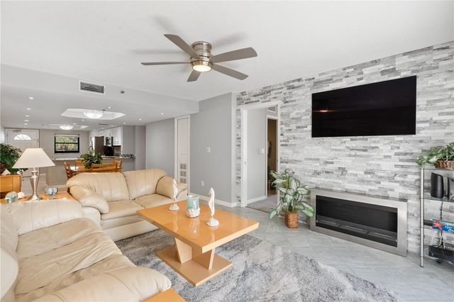 14001 GULF BOULEVARD 201, Madeira Beach, FL 33708