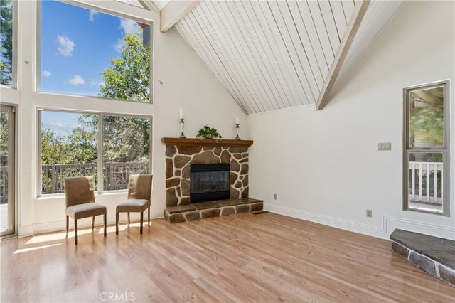 27711 Alpen, Lake Arrowhead, CA 92352