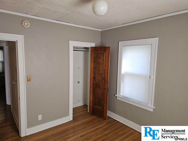 4623 pacific Street, Omaha, NE 68106