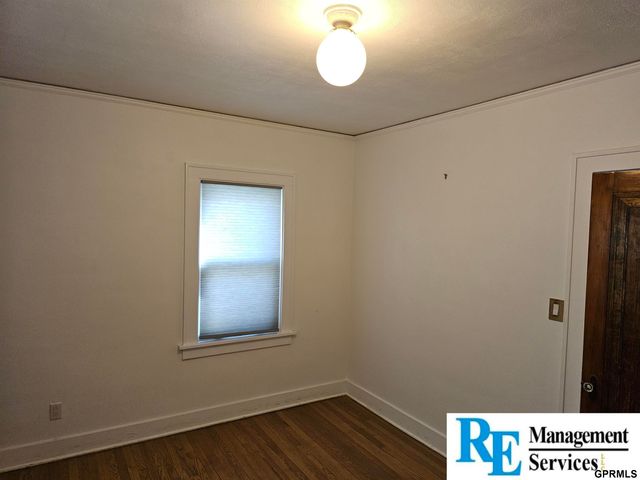 4623 pacific Street, Omaha, NE 68106