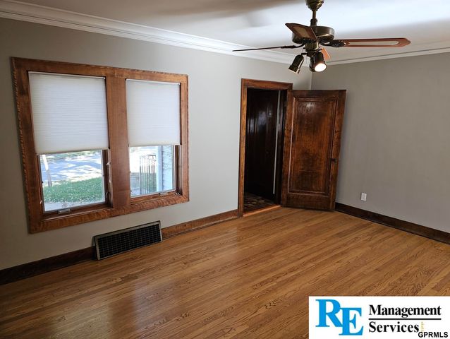 4623 pacific Street, Omaha, NE 68106