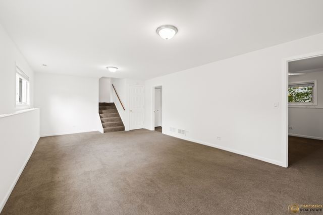 26235 N Acorn Lane, Mundelein, IL 60060