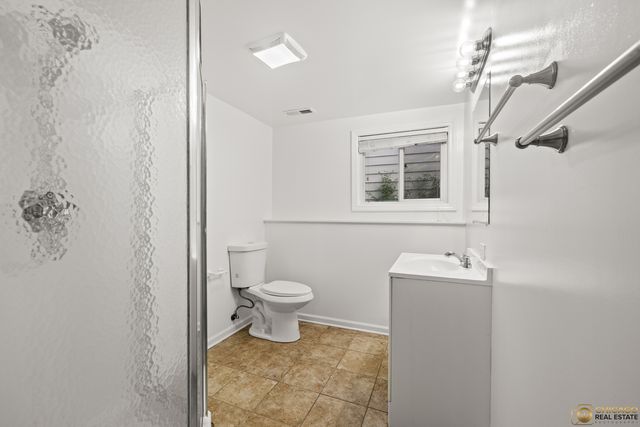 26235 N Acorn Lane, Mundelein, IL 60060