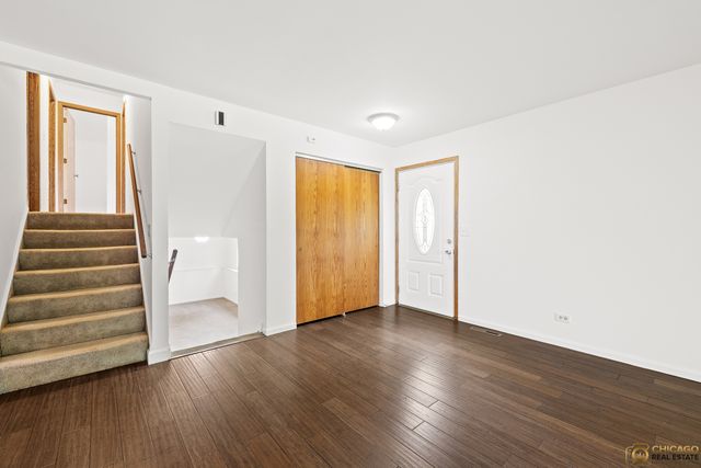 26235 N Acorn Lane, Mundelein, IL 60060