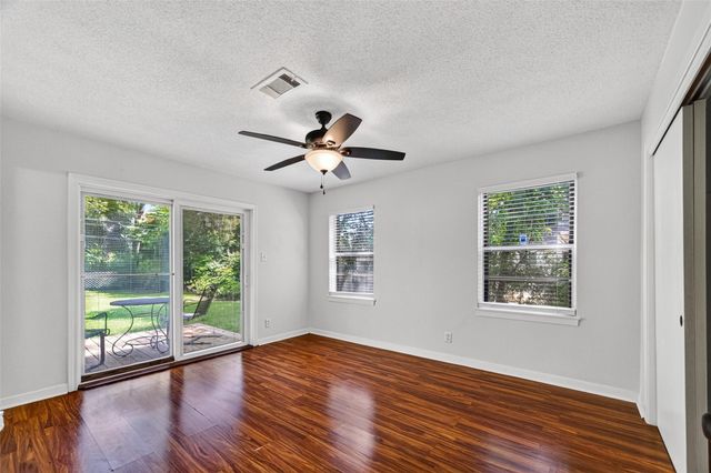 5114 Beechnut Street, Houston, TX 77096
