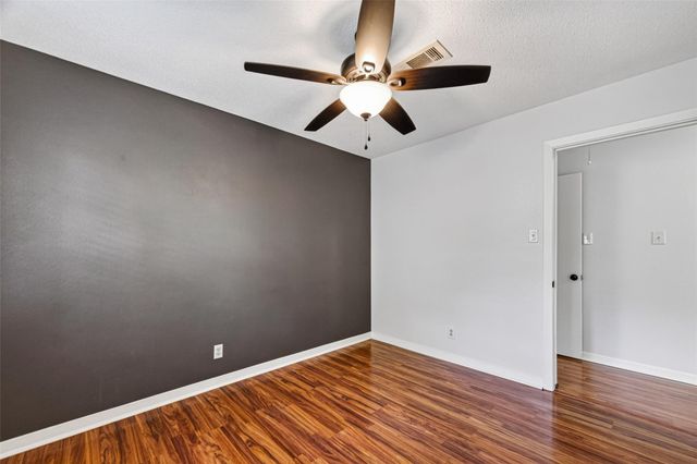 5114 Beechnut Street, Houston, TX 77096