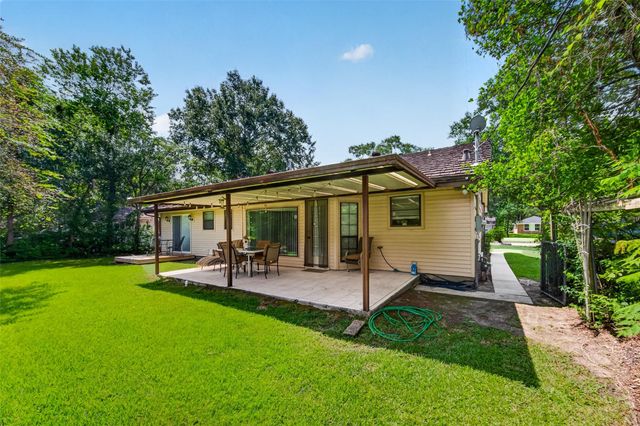 5114 Beechnut Street, Houston, TX 77096