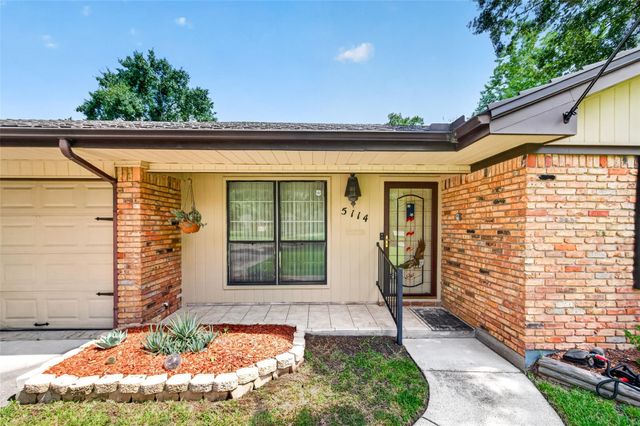 5114 Beechnut Street, Houston, TX 77096