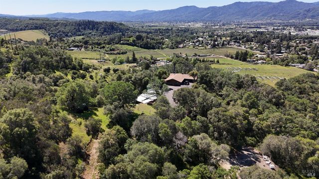4400 Lake Ridge Dr, Ukiah, CA 95482