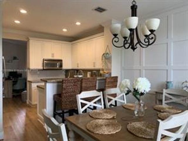 5736 NW 127th Terrace, Coral Springs, FL 33076