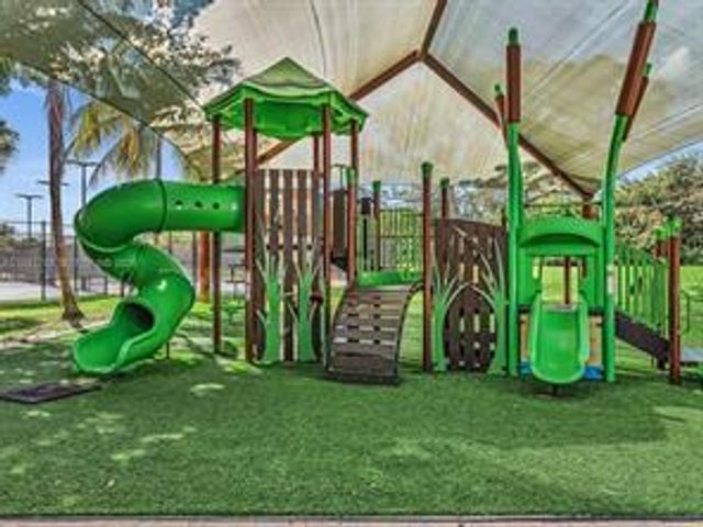 5736 NW 127th Terrace, Coral Springs, FL 33076