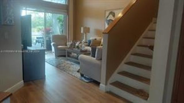 5736 NW 127th Terrace, Coral Springs, FL 33076