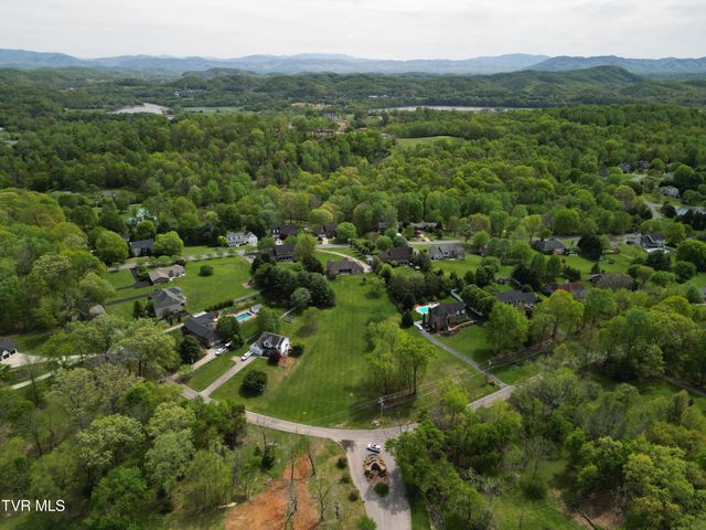 281 Rangewood Road, Piney Flats, TN 37686