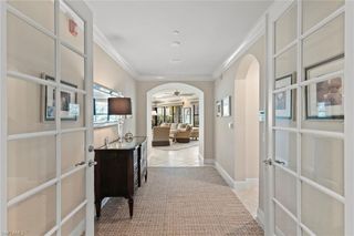2550 Marquesa Royale LN # 8, Naples, FL 34109