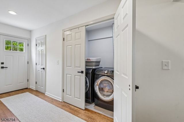 14 Dorset Dr, Kenilworth Boro, NJ 07033